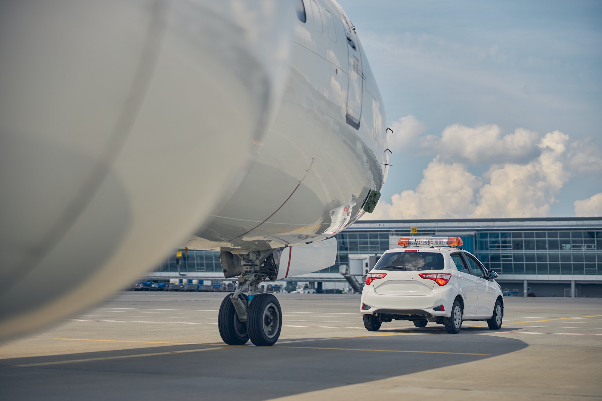 24/7 airport pick-up and drop car rental service in Vasco Goa